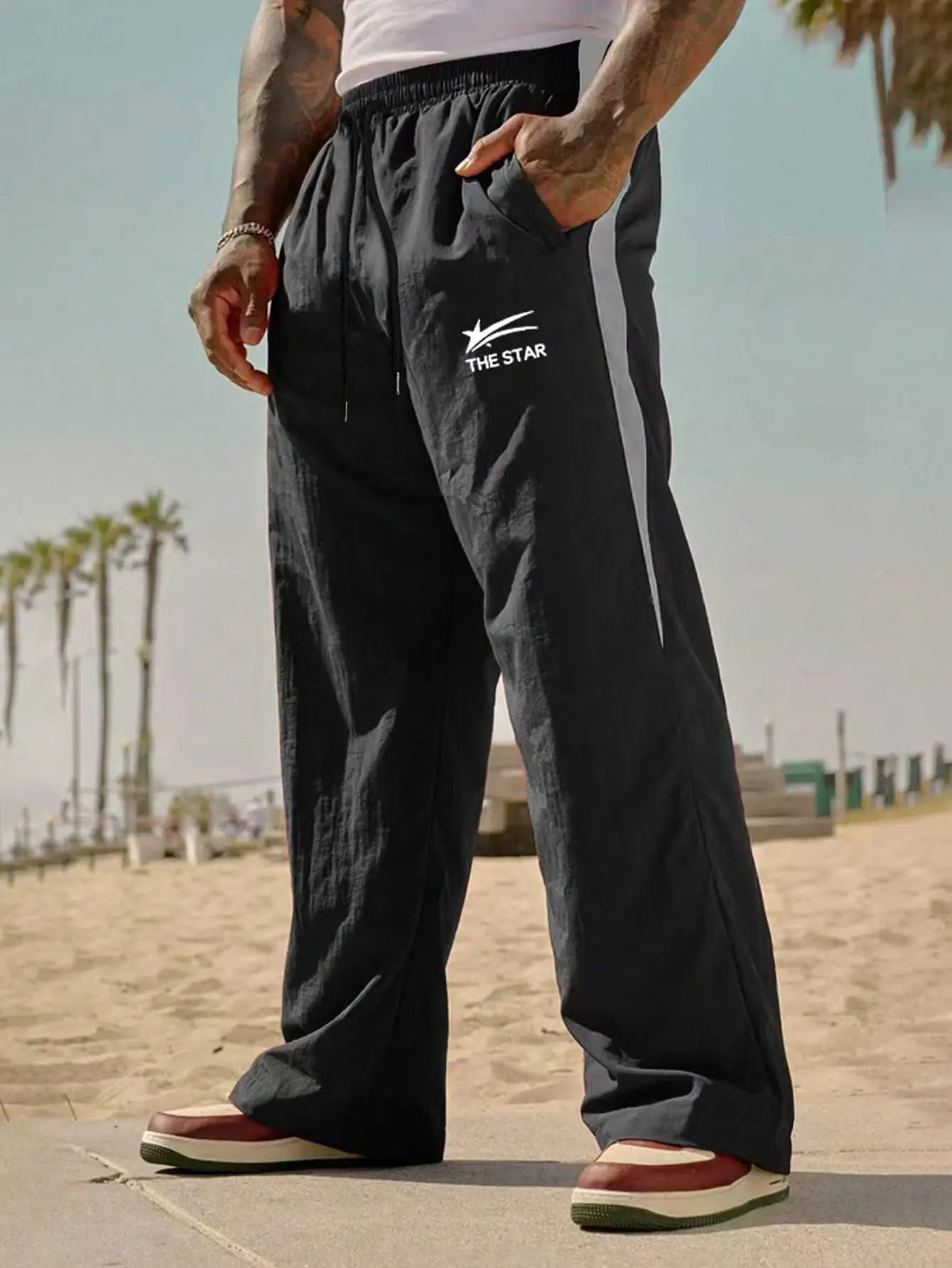 Men’s Stylish Star-Print Quick-Dry Activewear Pants, Wide-Leg Menswear with Side White Vertical Stripes, Loose Straight-Cut Sportswear with Adjustable Drawstring Waist, Lightweight Wrinkle-Resistant Fabric for Comfortable Unrestricted Fit
