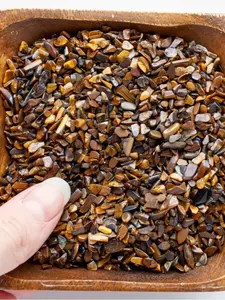 Tiger Eye Stone Chips 5-7mm, Small Tiger Eye Gemstones, Willpower Stone, Polished Long Crystal Chips, Natural Healing Crystals