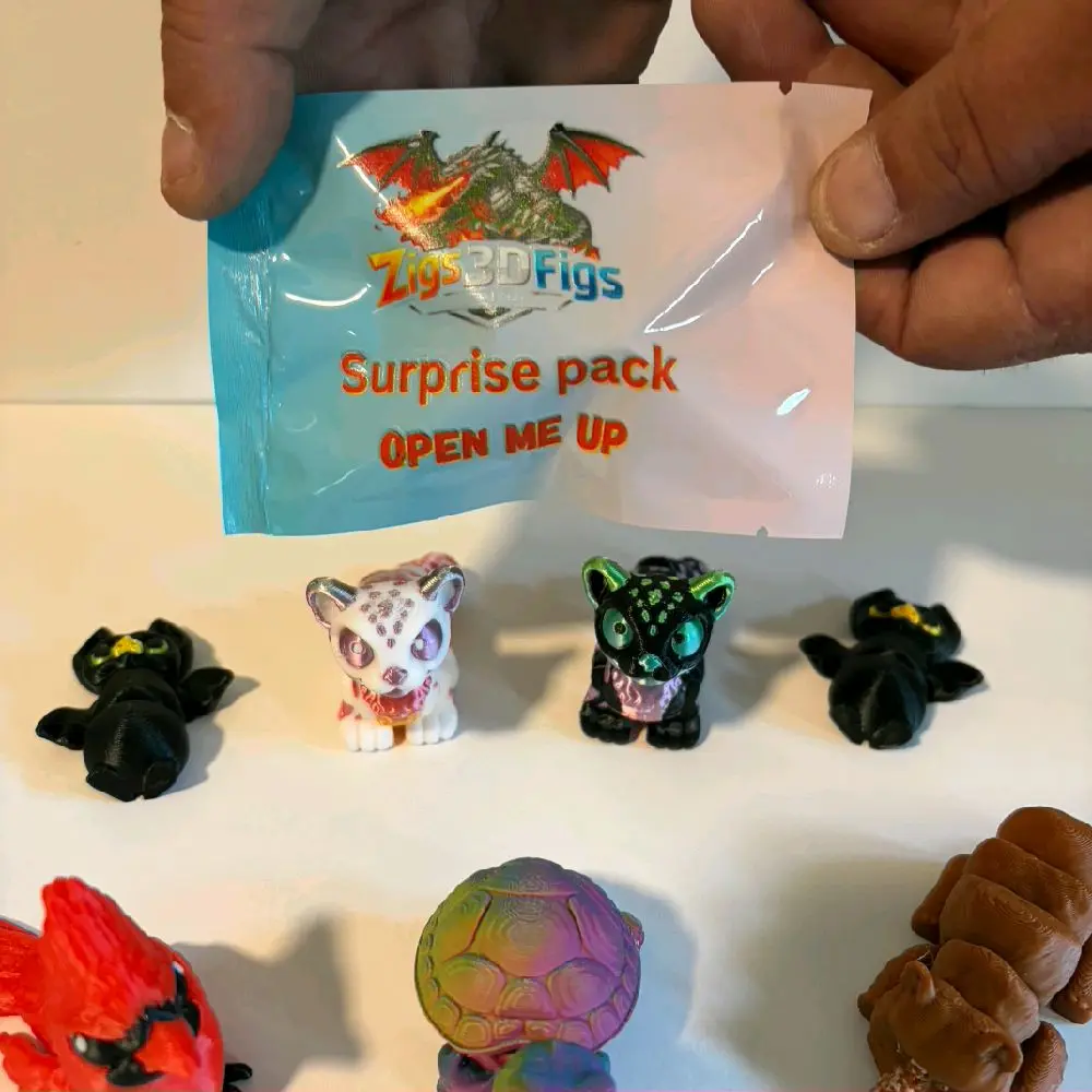 Get your hands on our $20 mini box of 5 assorted 3D-PRINTED figures!  #minifigures #3Dprinting #collectibles