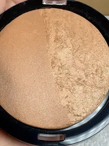 303 - Bronzer Powder