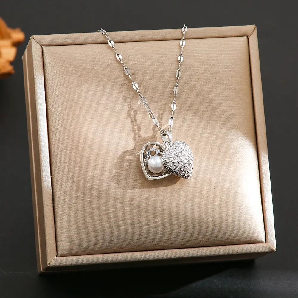 Trendy Hot Selling Titanium Steel Necklace for Women, Zircon Inlaid Copper Plated Pendant, Color Retaining Clavicle Chain Jewelry Trendy Hot Selling Titanium Steel Necklace for Women, Zircon Inlaid Copper Plated Pendant, Color Retaining Clavicle Chain Jewelry