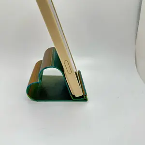 3D printed customizable phone holders