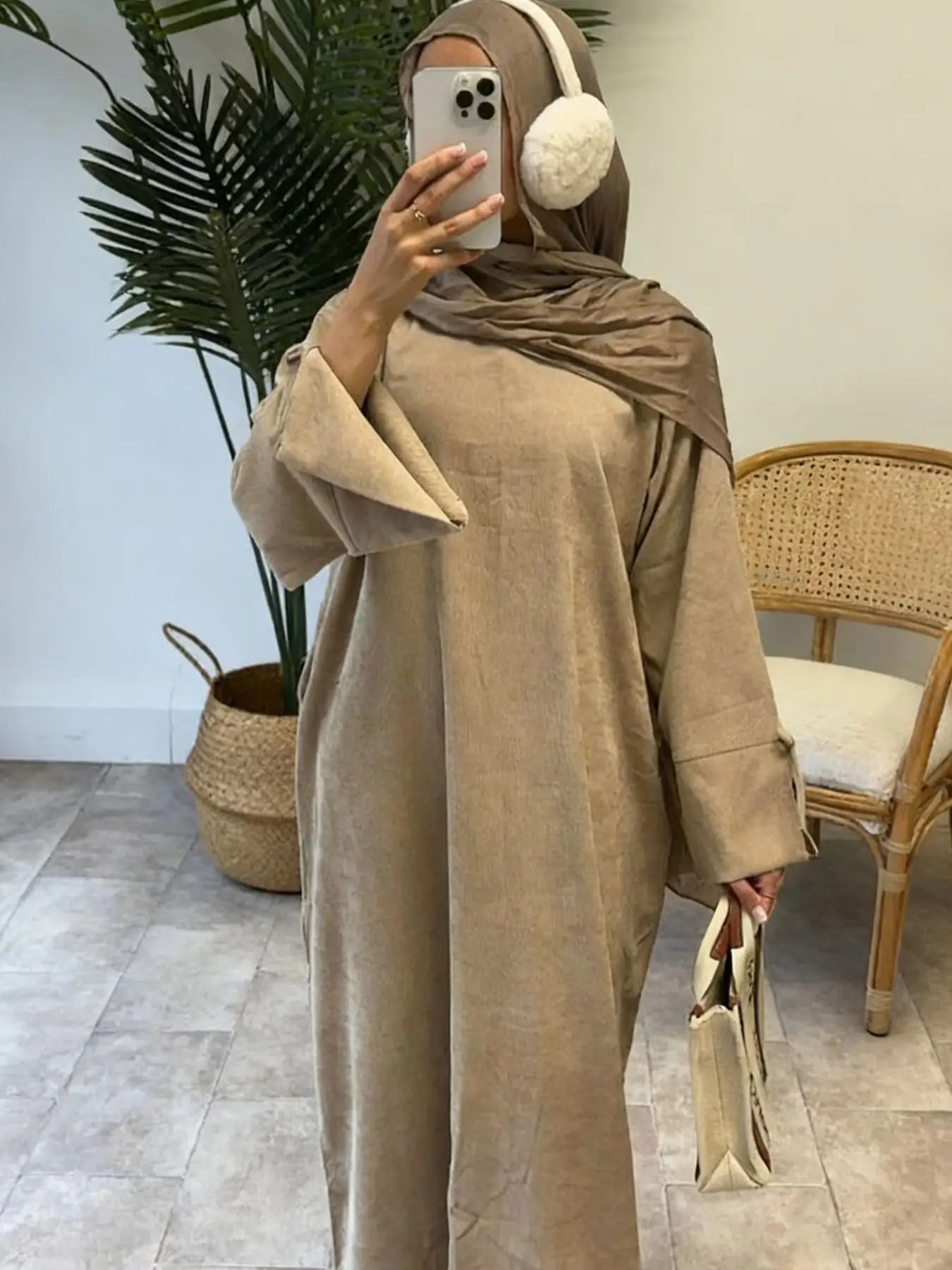 Women's Loose-Fit Long Robe, Plain Woven Fabric, Elegant Fall & Winter Islamic Clothing, Perfect Casual Outerwear for Women