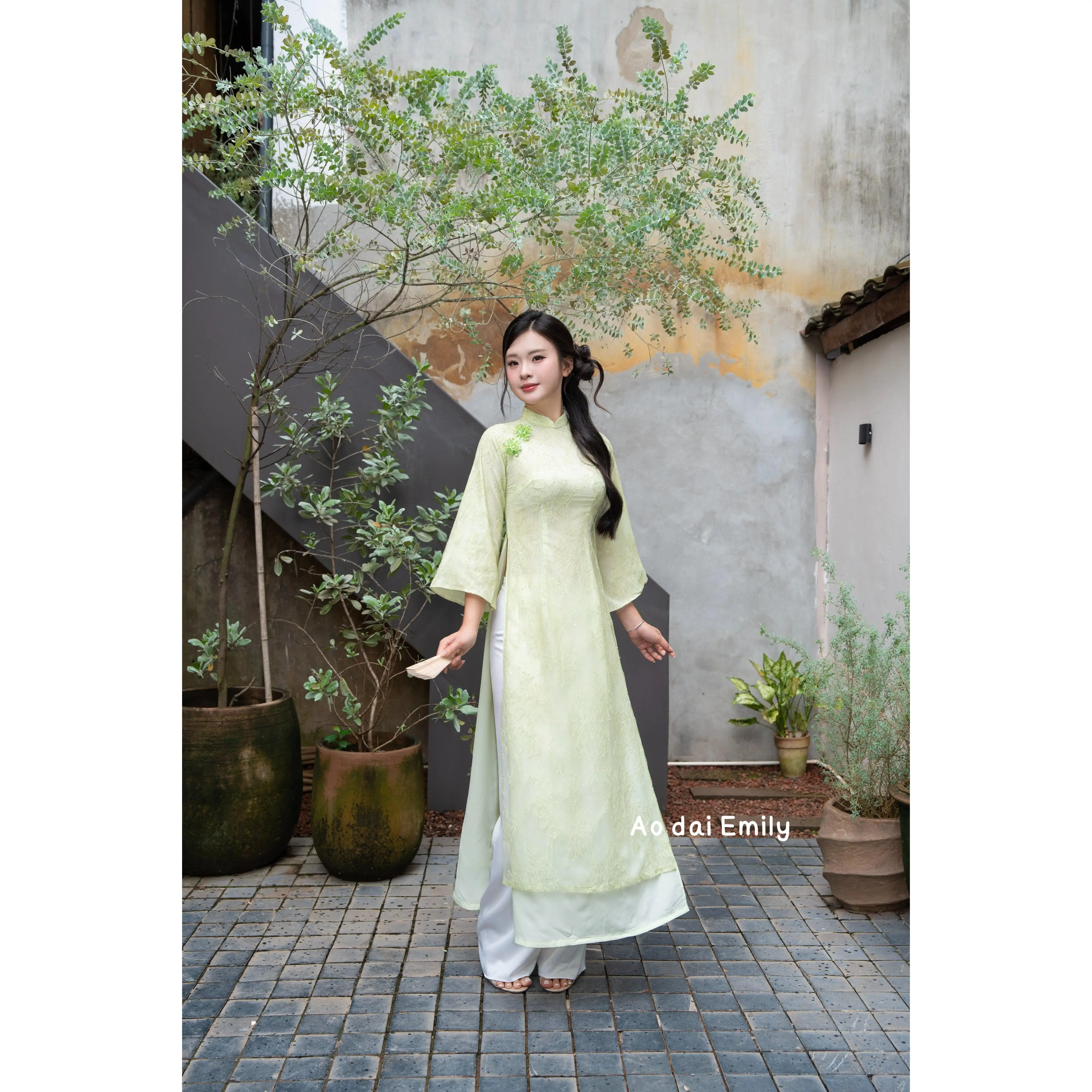 Modern Sparkling Lace áo dài | Date