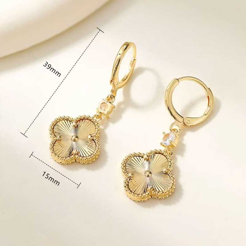 Trendy Elegant Fashionable Exquisite Micro-Pavé Four-Leaf Flower Ear Cuffs for Women Personalized Niche Designer Earrings for Women HNAM80