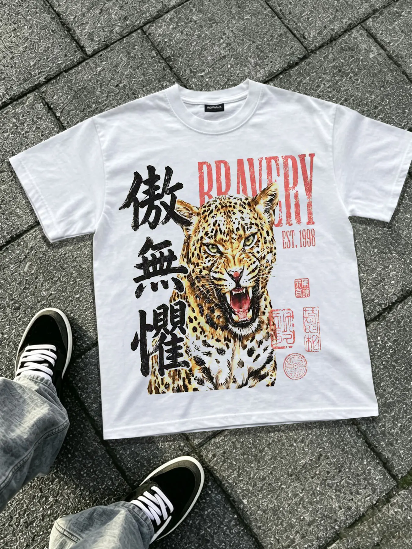 1 PCS loose cotton pattern T-shirt, proud Chinese characters roar Cheetah Guochao retro printing, the same style for men and women can be worn in all seasons, Y2K summer street clothing, Halloween, outdoor basketball, rock and roll fan party gifts
