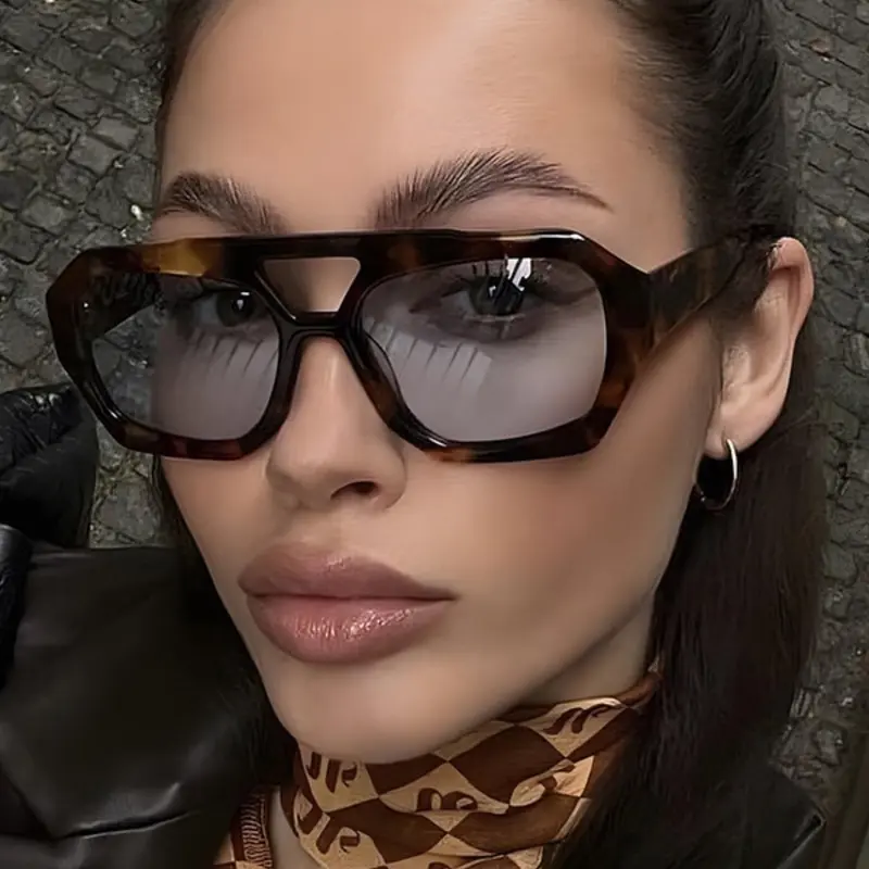 Vintage Geometric Frame Tortoise Sunglasses, Fashionable Trendy Stylish Sunglasses for Everyday Use, Travel Accessories for Trip & Driving