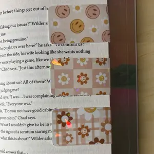 Smiley Face Magnetic Bookmark | Laminated Book Mark | Bookish Gifts | Book lovers | Retro pattern | Holographic | Magnet | Cute Bookmark