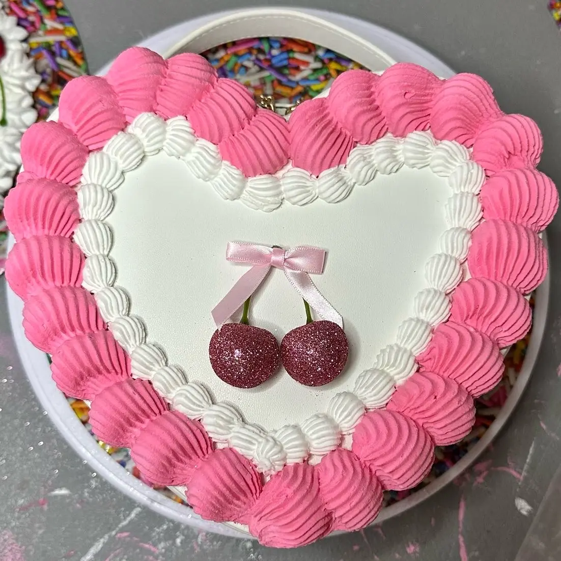 Heart Cake Purse - Elegant Design with Heart-Shaped Handles, Ideal for Everyday Use