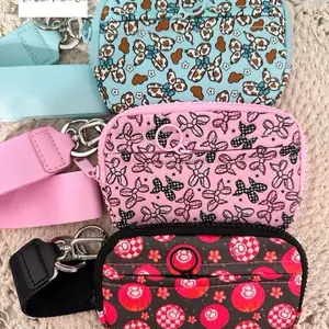 Wristlet wallets