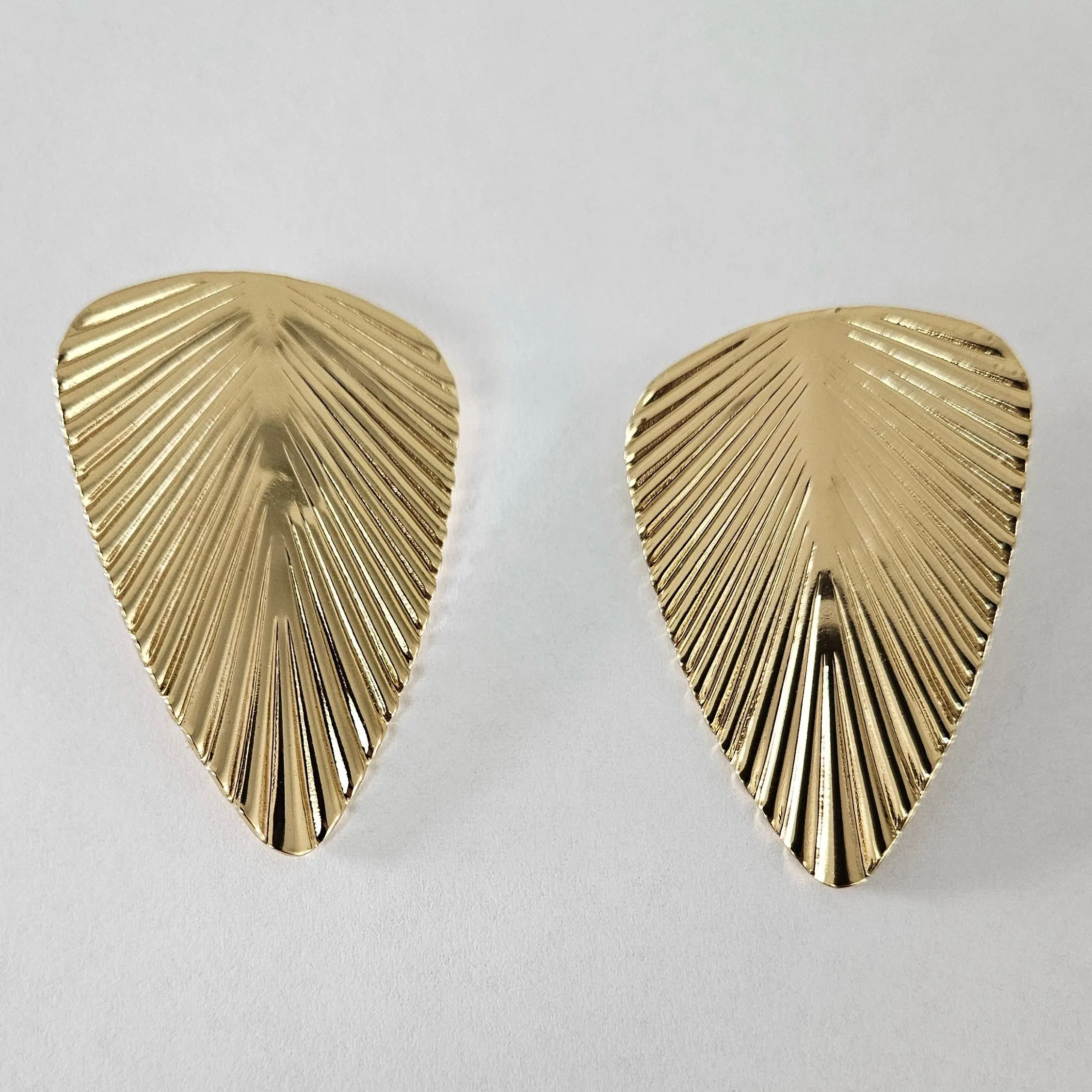 Maru Earrings (Aretes)