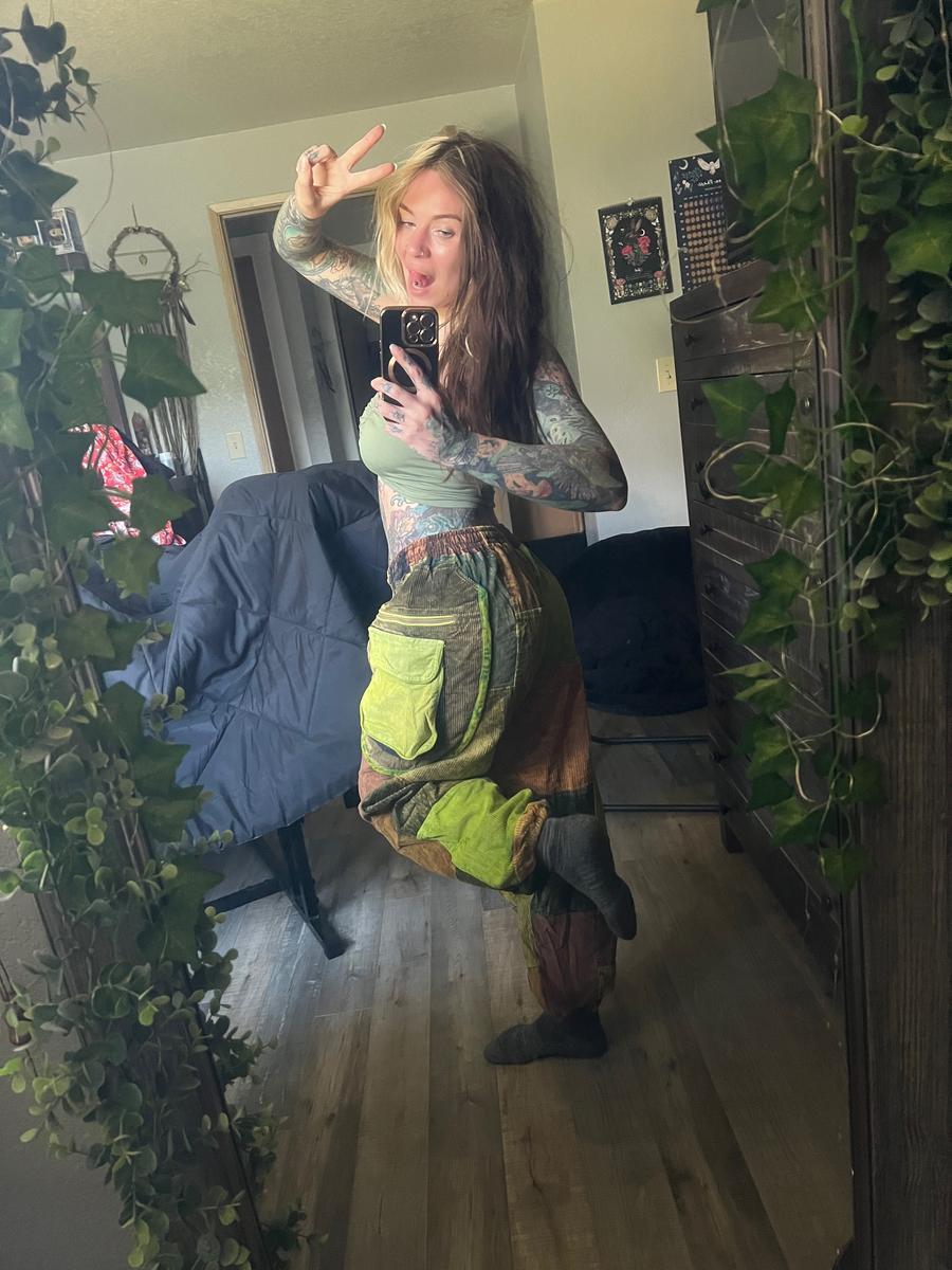 Item: Green, Small/Medium