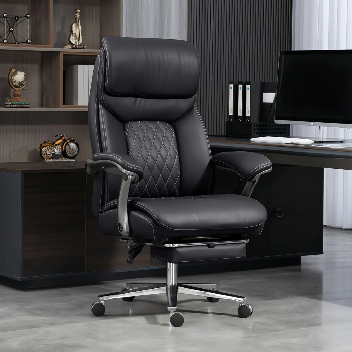 【Summer sale】Big and Tall Office Chair 600 lbs Extra Wide Leather Luxury Executive Chair with Retractable Footrest, Heavy-Duty Ergonomic Chair, High Back Computer Chairs with Adjustable Height