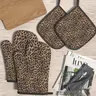 4-Piece Heat-Resistant Insulated Oven Mitts & Potholders Set, Kitchenware, Leopard Print, Ideal for Home, Kitchen, Cooking, Grilling & Baking, Perfect Gift