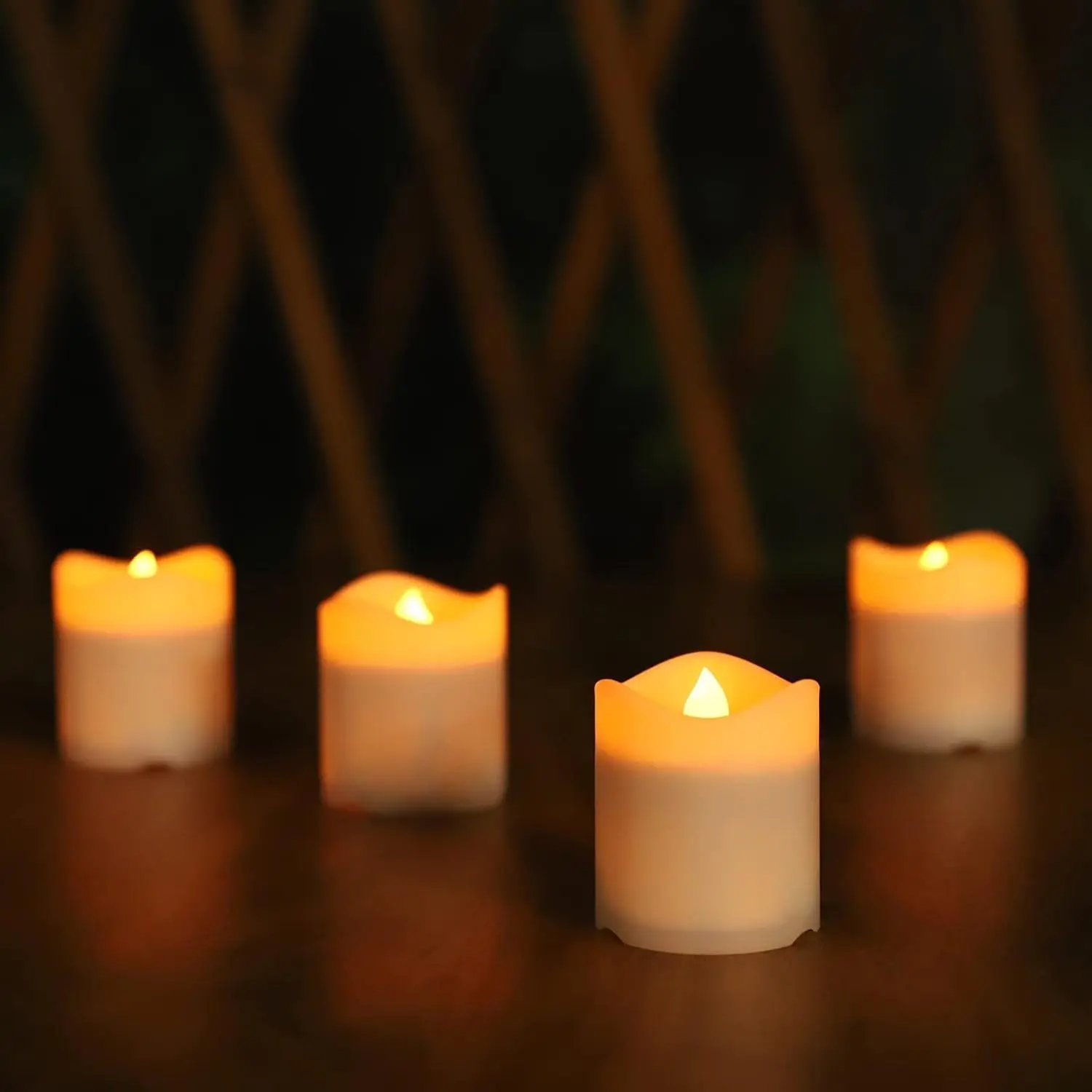 Solar Candles Outdoor , 4 count Rechargeable Dusk to Dawn Little Votive Candles, Flameless Flickering Solar  Lights for Patio Yard Deck Pathway Window Outdoor Lantern Decor(Warm )