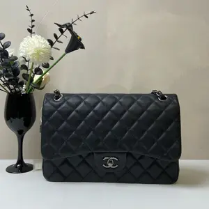Pre-owned CHANEL SN24 jumbo silver hardware cavair