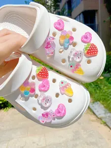 14-Piece DIY Detachable Shoe Accessories, Candy Heart Buckles, Multifunctional Shoe Clips for Women, Shoe Decoration Charms, Perfect for Parties and Gifts