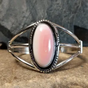 Pink Conch Shell Cuff by R. Kee GJ-BRC-0097