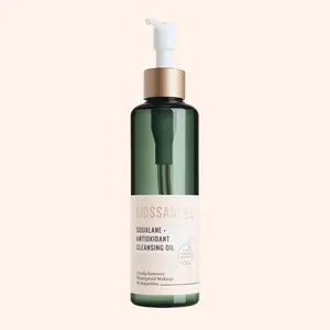 Biossance Squalane + Antioxidant Cleansing Oil. Lightweight Facial Oil Cleans Deep into Pores, Removes Makeup and Hydrates Skin. For all Skin Types