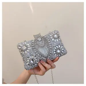 Lina Bo Bardi Women's Elegant Rhinestone Evening Bag with Exquisite Chain Strap Clutch for Party and Special Occasions Perfect for Fashion-Forward Individuals Wristlet