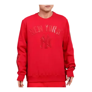 Pro Standard MLB New York Yankees Triple Red Crewneck Men Sweatshirt Red