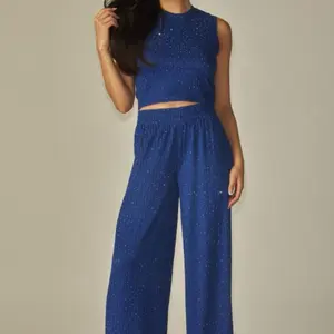 Crinkled Rhinestone Crop Pants Set Casual Chic Comfort Women's Summer Loungewear Top Clothes Two-Piece Set with Matching Style - Suits Fitted Sleeveless Trouser Basic