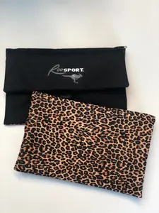RooSportPlus Leopard Cellphone Holder with Concealed Zipper Pocket & Waterproof Fabric for Runners Diabetics & Travelers