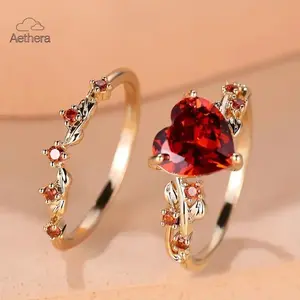 2-Piece Red Green Zirconia Inlaid Copper Band Rings Elegant Stackable Heart Puzzle Couple Rings for Wedding Engagement Matching Jewelry