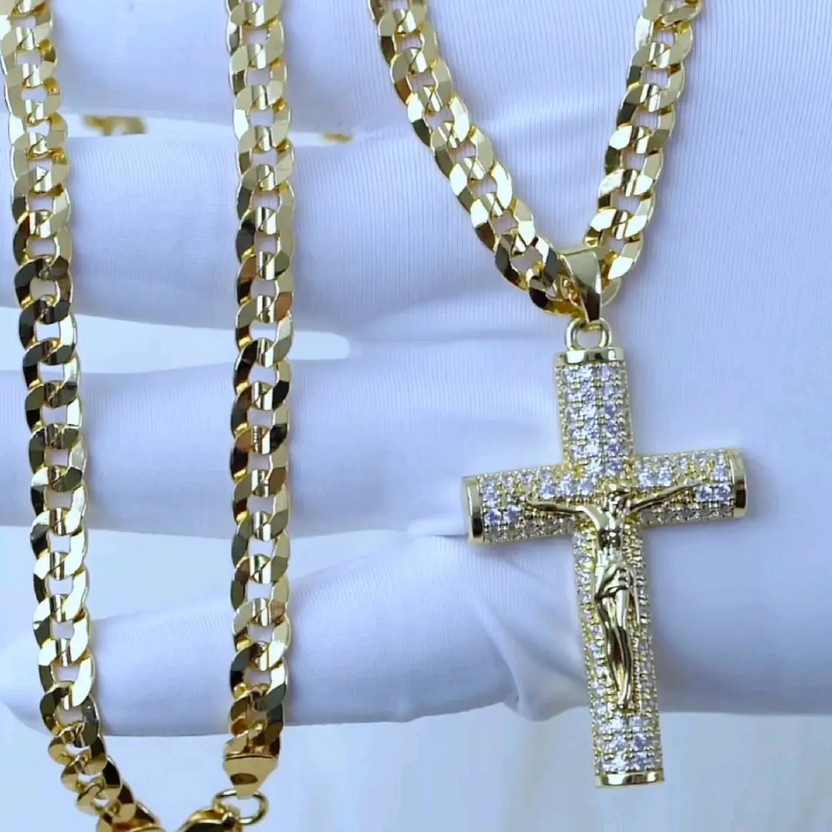 Elegant 14K Gold Concave Jesus Christ Chain – Faith & Style Combined necklace