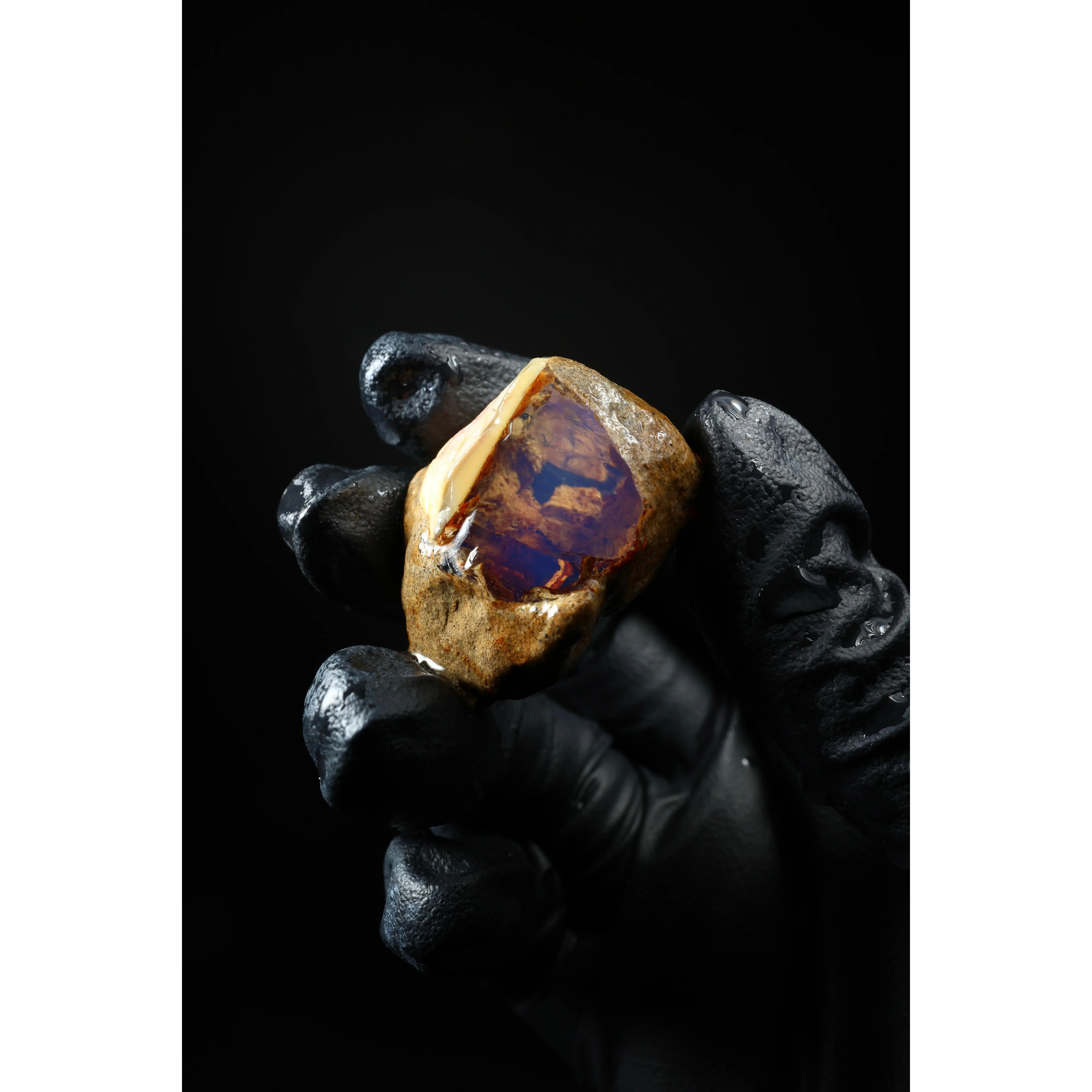 13.99g Rough Ethiopian Welo Specimen Opal