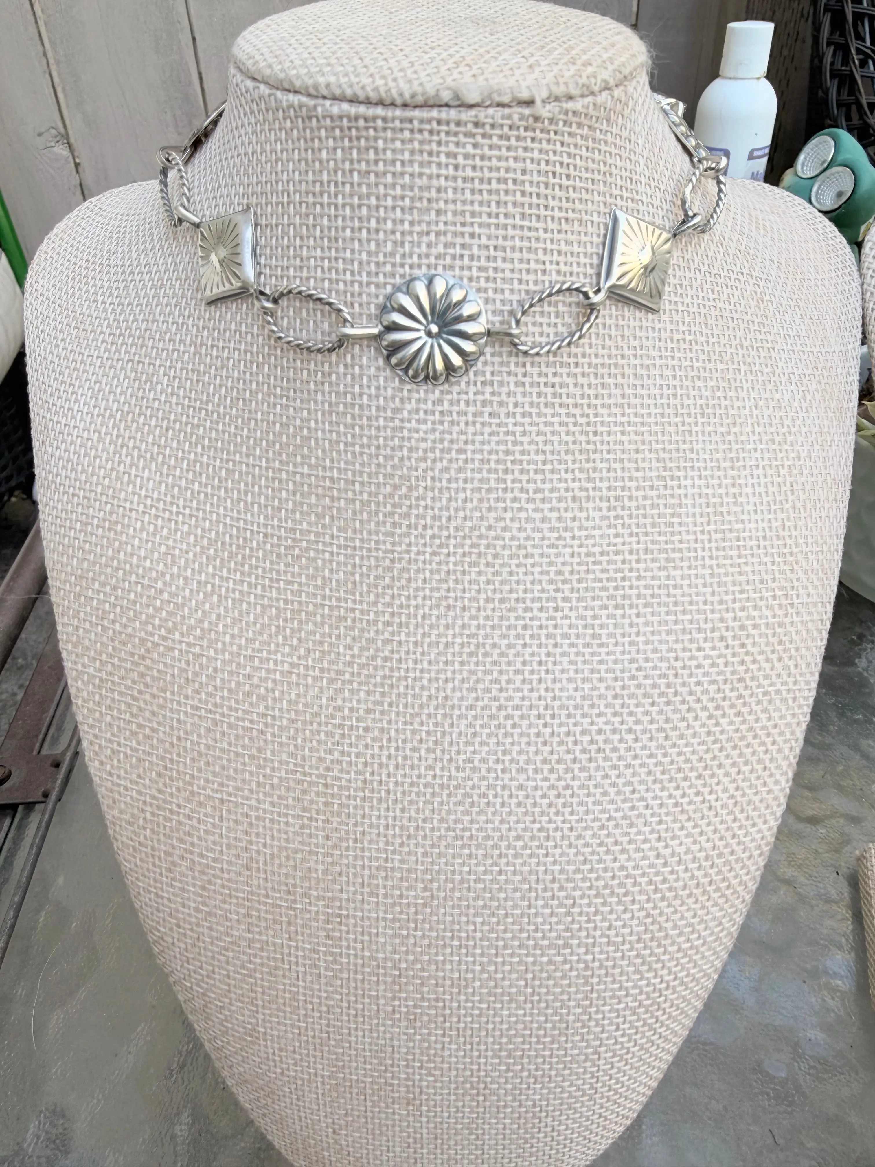 Concho choker 