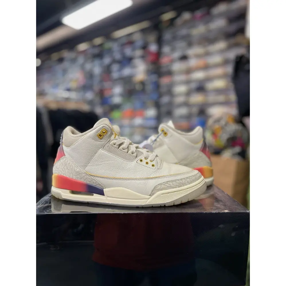 Jordan 3 Retro SP J Balvin Medellin Sunset (YCC) Preowned 9m/10.5w