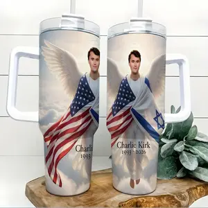 40oz Heat-Resistant Stainless Steel Car Cup, Patriotic Angel Wings Memorial Vacuum Flask with Sturdy Insulation, Wide Mouth, Handle & Straw, Portable USA Flag Faith Tribute Gift for Veterans Supporters (Home/Office Use)