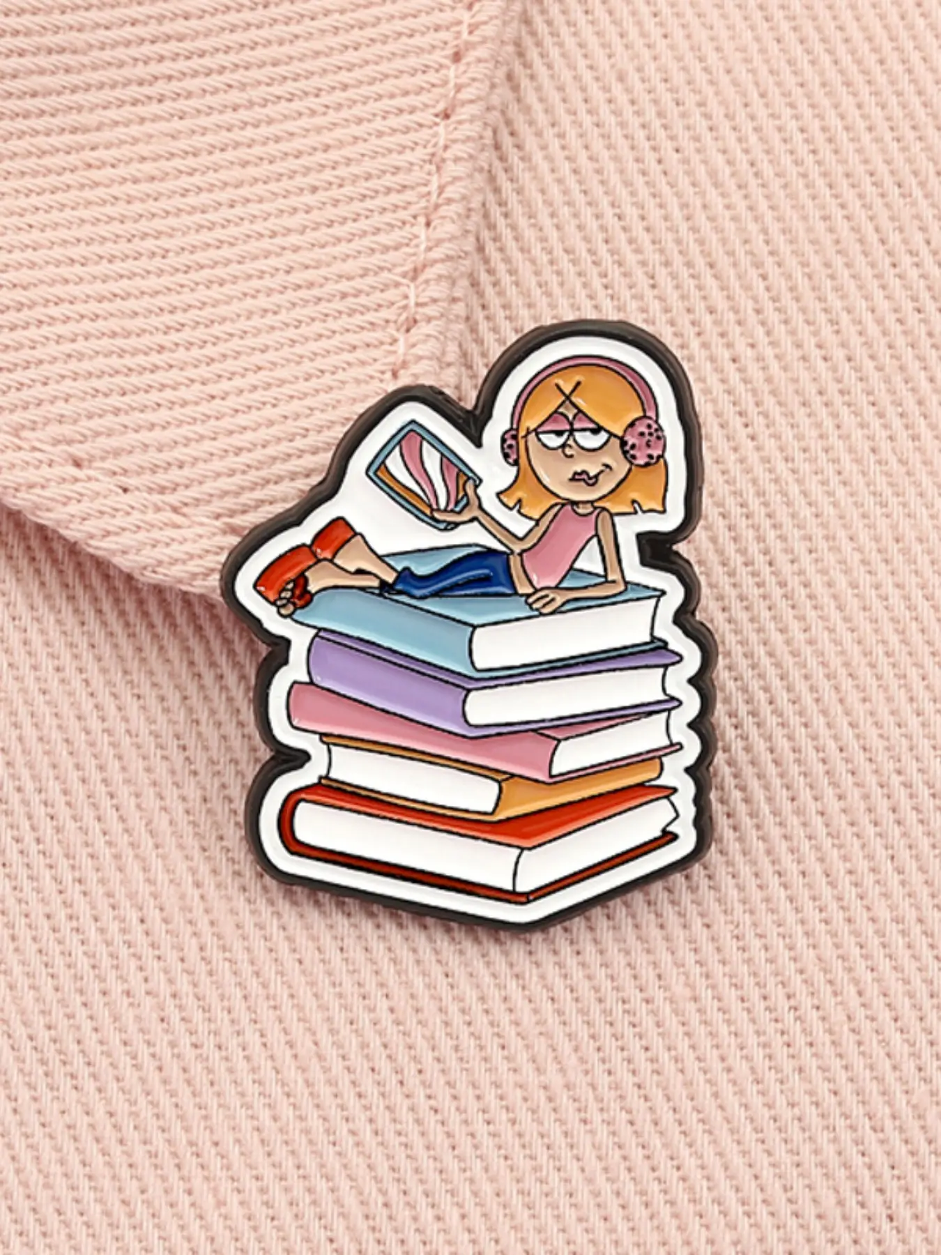 Bookish Girlie Lizzie Enamel Pin Cartoon Anime Character Book Lover Metal Brooch Lapel Backpack Badge Fashion Jewelry Accessories Gift for Friends Brooch Pins Alloy Brooch Pin