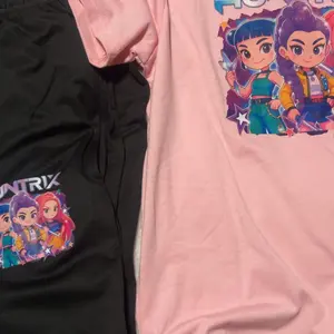 Girls' Kpop Print 2-Piece Set, Cute Clothing Set, Casual Sporty Short Sleeve & Bell Bottoms, Comfortable Elastic Waist Pants, Spring Summer