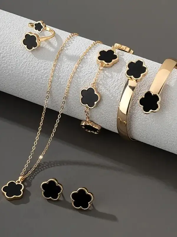 Lucky Flower Design JewelrySet, Gifts for Her, Fashion Necklace &Ring & Bracelet & Farrings, CasualJewelry Set for Women, Trendy Al-match & Exquisite Jewelry Set for Gift