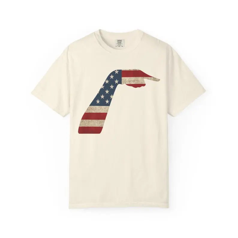 Sophie Cunningham Pointing - American Flag Pointing Hand T-shirt Comfort Color | Patriotic USA Sleeve Graphic