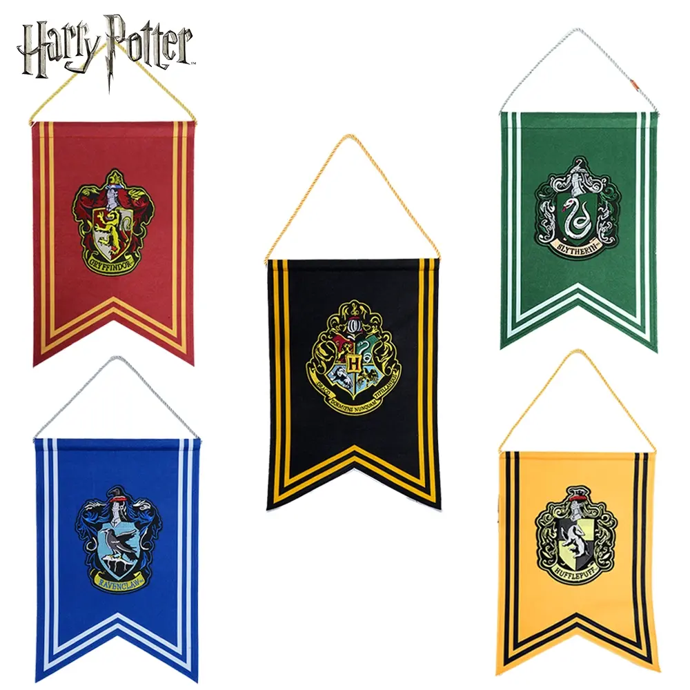 1PC Harry Potter Officially Licensed Wall Banner Flag Movie Peripherals Hogwarts Gryffindor Slytherin Ravenclaw Hufflepuff Embroidery Knitted Home Decor, Party Decorations Banners FB-CR2130/FB-CR2131