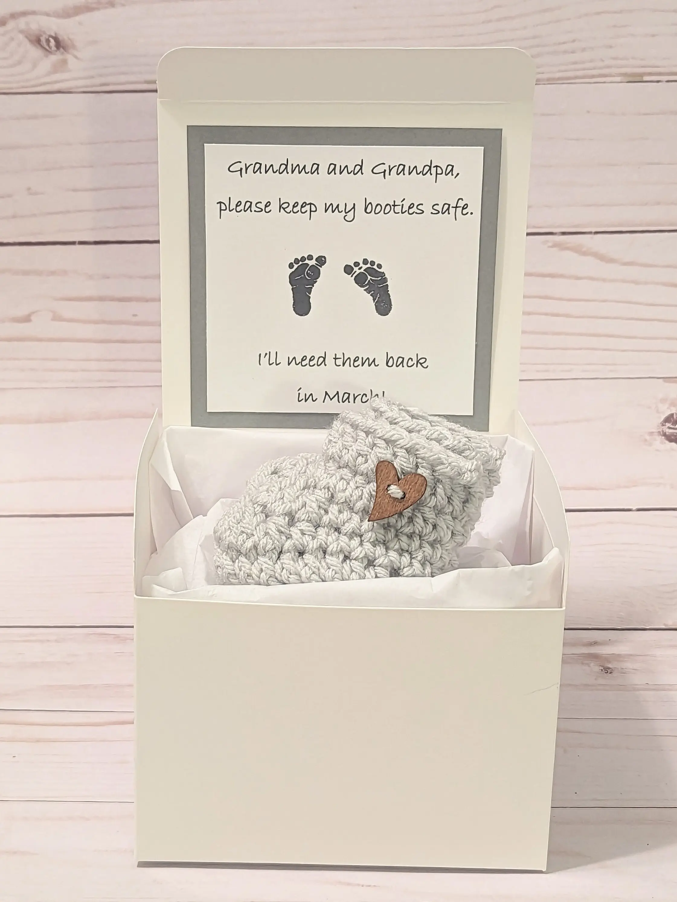 Pregnancy announcement grandparents booties, parents baby announcement box, grandparents pregnancy reveal bootie box, pregnancy booty box
