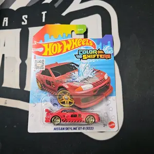 Hot Wheels Color Shifters - Nissan Skyline GTR R32  - Collectible Diecast Model Cars Toys