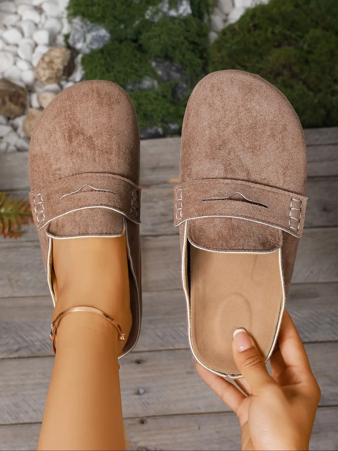 Women's Round Toe Cork Footbed Suede Clogs Potato Shoes Slide Outdoor Gym Shoes with Arch Support Flat Buckle Colgs Retro Fashion Walking Shoes Slippers 【plus size】,Removable latex insole, soft and comfortable, flat loafers