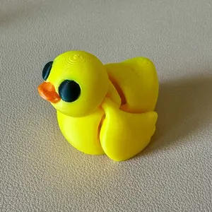 3D Printed Articulated Duck Cruise Ducks Fidget - Yellow Design with black Eyes, Suitable for Stress Relief and Relaxation