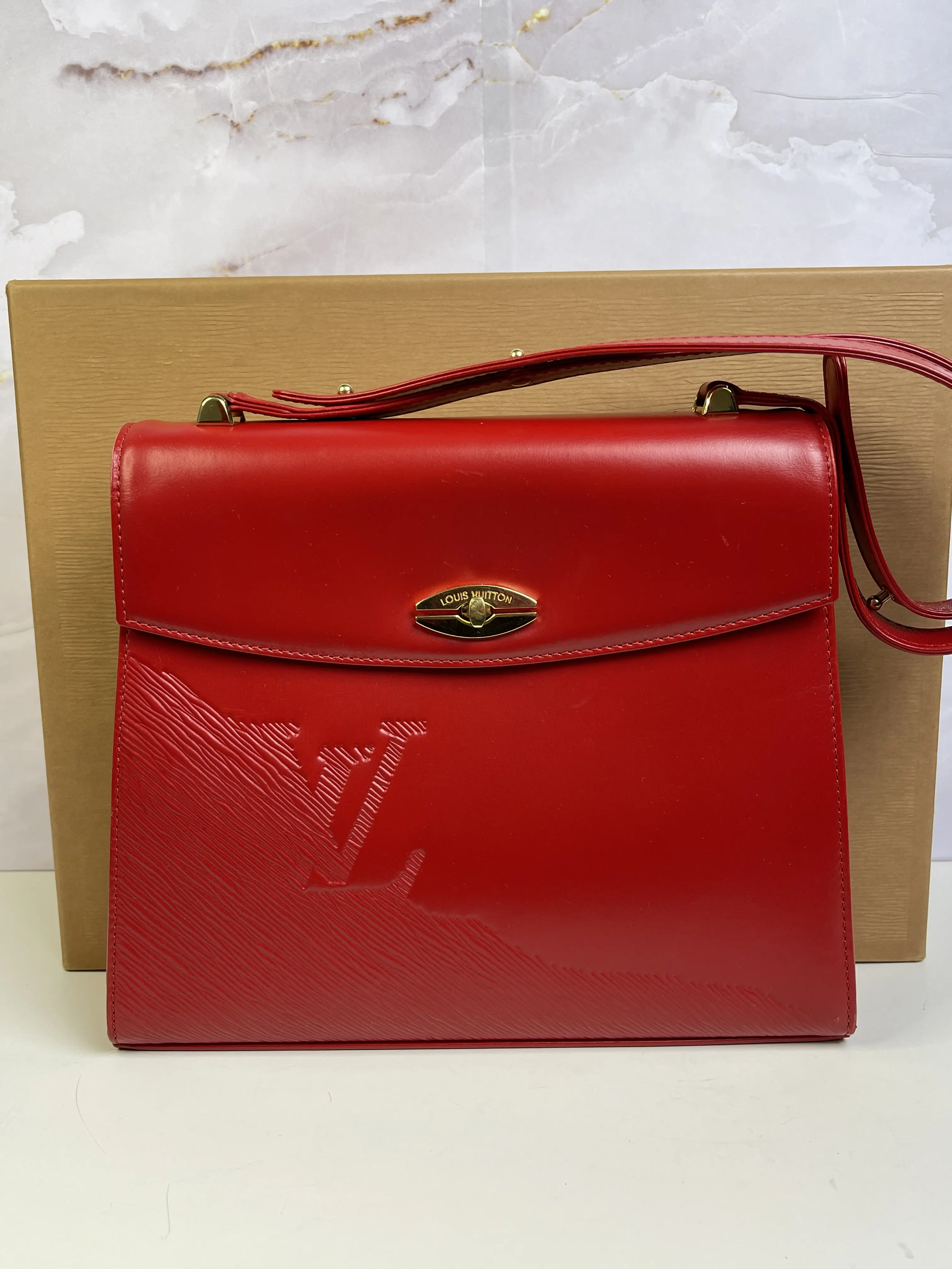 Pre-owned Louis Vuitton Epi Shoulder Bags Spartan Opera Bag