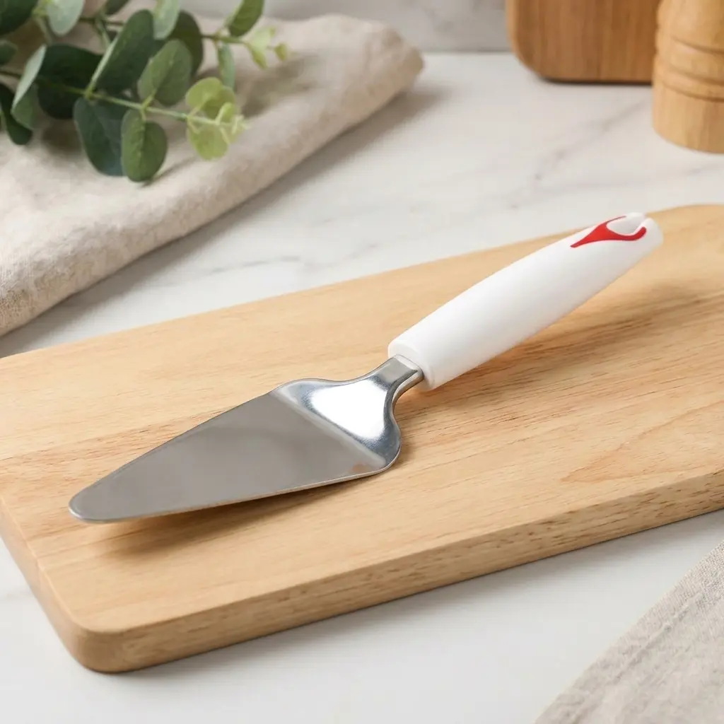 Cake Slicer and Serving Spatula Kitchen Baking Tool White