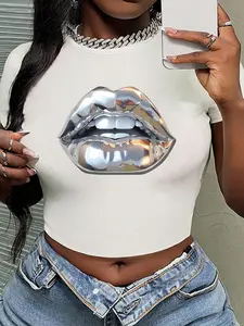 Women's Lip Print Round Neck Tee, Fashion Chic Casual Crew Neck T-shirt for Daily Everyday Holiday Vacation Outdoor Wear, Ladies Clothes for All Seasons, Tops, Streetwear, Womenswear
