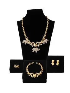 4 Piece Classic Heart Pendant Necklace Ring Earrings Bracelet Fashion Xo Jewelry Set, Trendy Valentine's Day Gift for Her