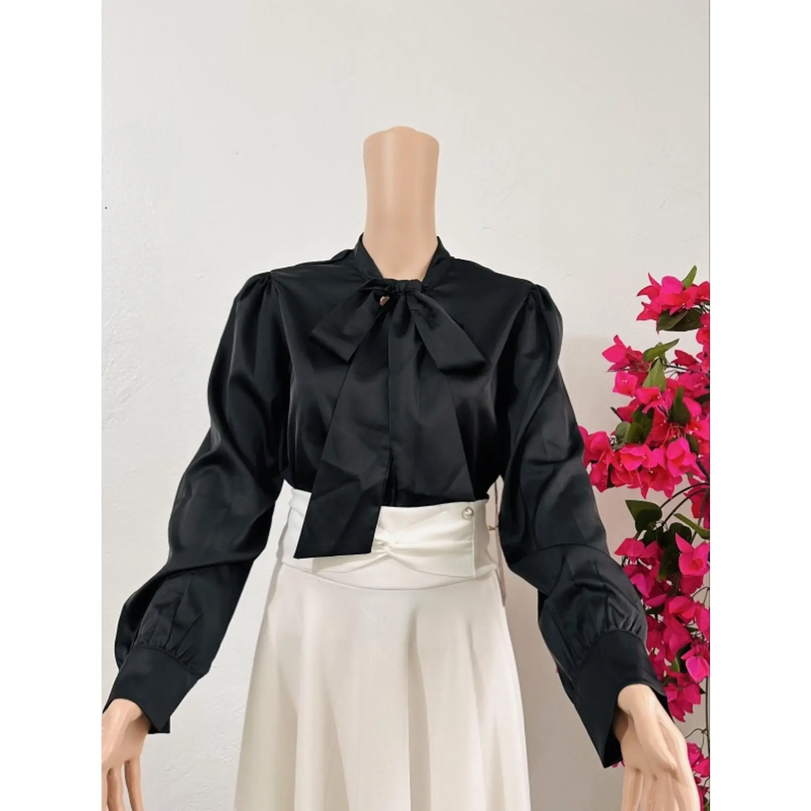 Elegant Black Satin Casual Blouse for Women with Bow Detail at Neck Long Sleep