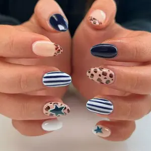 24pcs Short Oval Leopard French Star Stripe Nail Set, Acrylic Press-On Nails Kit with Jelly Glue & File, Easy Wear for Parties Dance Daily Use