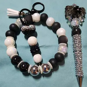 Elegant Beaded Bracelet & Rhinestone Pen Set - Black & White Beads with Heart Charm - Perfect for Gifts