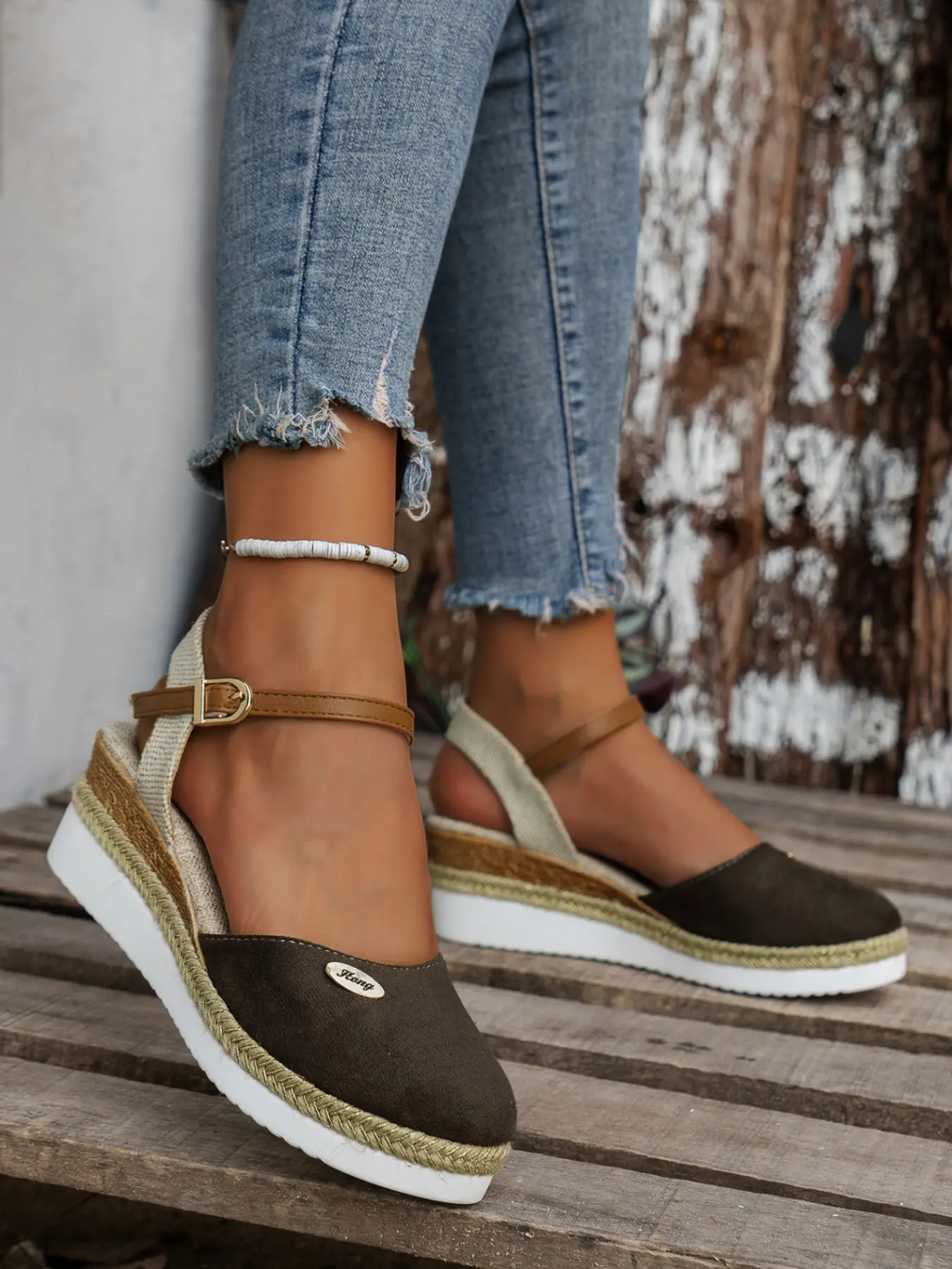 Summer Straw Wedge Fisherman Sandals for Women, Buckle Toe Hollow Out Thick Sole Rubber, Versatile Anti-Slip Comfortable Casual Fashion Sandals